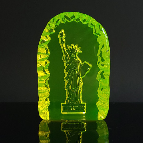 Statua vetro uranio della - in,