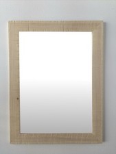 specchio con cornice in legno