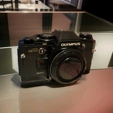 🤹Black OLYMPUS OM10 QUARTZ