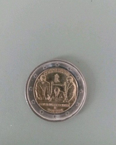 Moneta euro commemorativa - moneta,