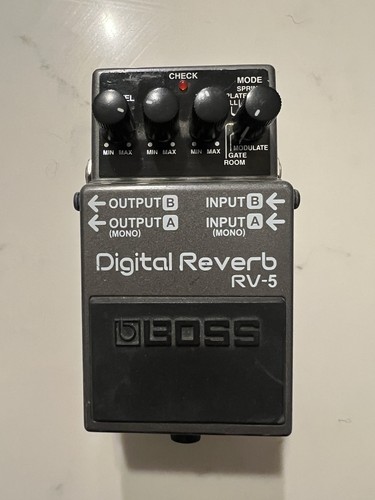 Boss digital reverb - boss, rv-6