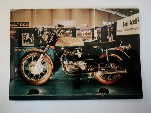 Moto triumph bonneville 650 - moto,
