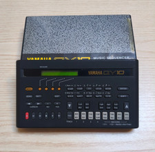 Yamaha QY10 Workstation/Groovebox / Sequencer, 1990 made in Japan - Mint