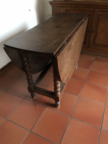 Interessante tavolo bandelle - tavolo,