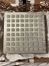 Monome 40h ESTREMAMENTE RARO. Come nuovo con scatola originale. #142 di 400