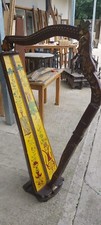 Grande unica antica arpa