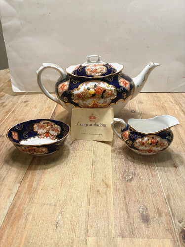 Royal albert bone china - albert,