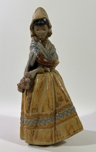 Statua ceramica porcellana