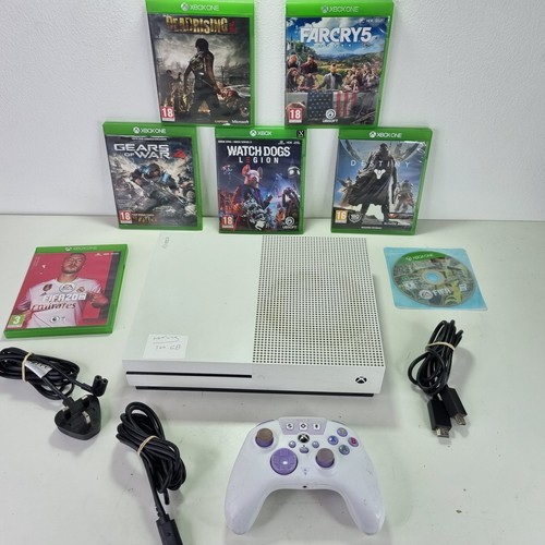 Xbox one console - one,