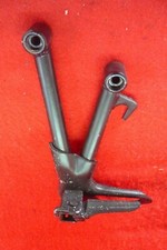 SUPPORTO PEDANA PEDALINO POSTERIORE SINISTRA SUZUKI BANDIT 650 S 2005 2006 