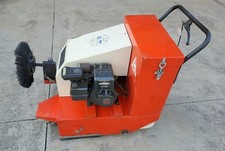 MOTOSPAZZATRICE MOTOSCOPA CON