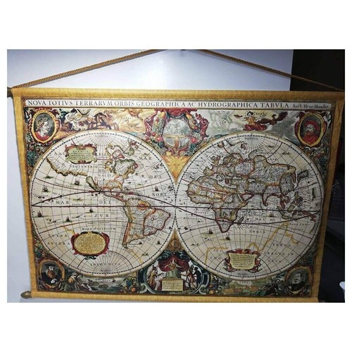 Arazzo carta geografica - carta, su
