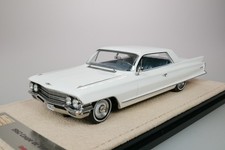 Francobollo cadillac deville - cadillac,