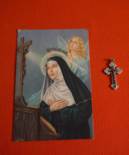 Crocifisso con reliquia santa - con,