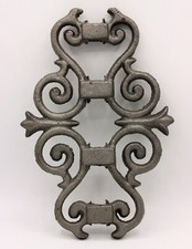 UHRIG ornamento ferro battuto