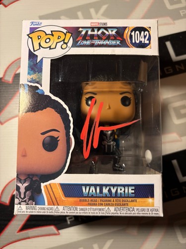 Valkyrie funko pop signed - funko, pop!