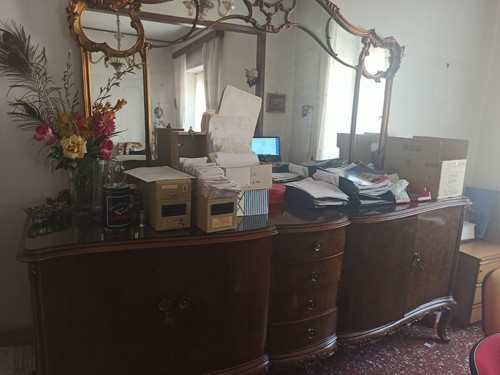 Credenza chippendale con - credenza,