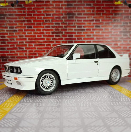 Modellino auto giocattolo 24 - modellino, 1:24