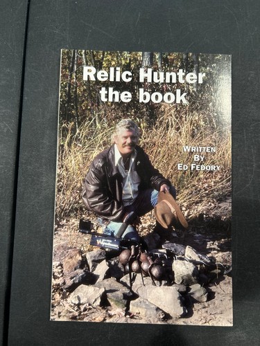 Relic hunter the book - hunter,