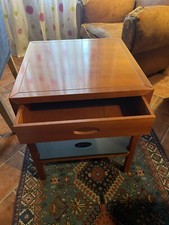 COMODINO POLIFORM CILIEGIO