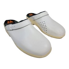 Zoccoli in legno in pelle