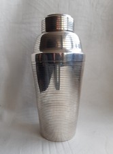 Shaker cocktail art deco Carl