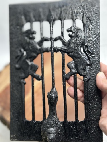 Gabbia battente per porta