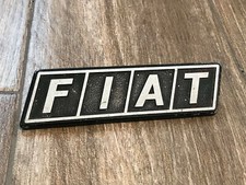 FIAT 132MM LOGO METALLO EMBLEMA FREGIO STEMMA SCRITTA TARGHETTA BADGE PLACCA NOM
