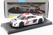 Auto di presentazione 1:18