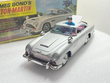ASTON MARTIN DB5 JAMES BOND