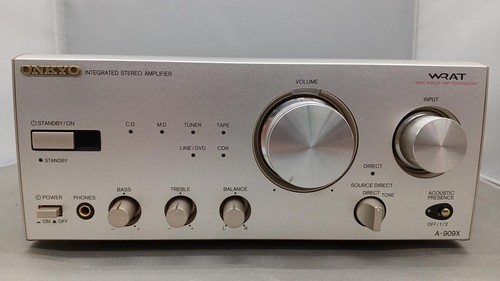 Amplificatore stereo integrato