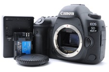 Corpo fotocamera reflex digitale Canon EOS 5D Mark IV 30,4MP quasi come nuova con caricatore dal Giappone