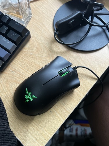 Razer deathadder essential - razer,