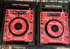Pair of 2 Pioneer CDJ-1000MK2