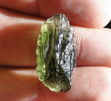 15,5 ct Tektite MOLDAVITE -