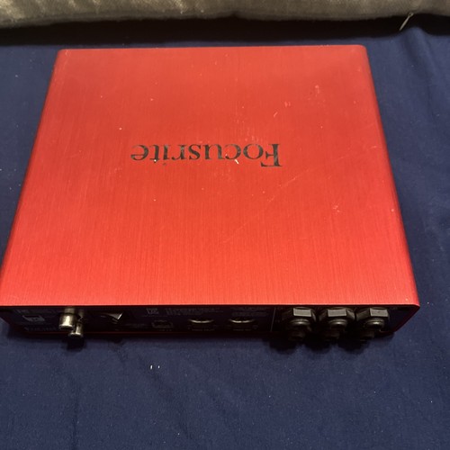 Focusrite scarlett 6i6 - scarlett,