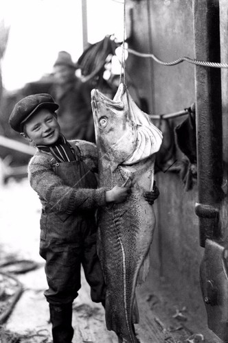 Pescatore bambino posa con - pescatore,