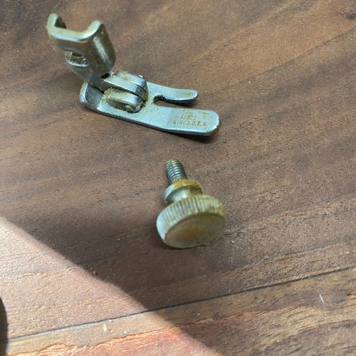 Piedino pressa ricambio per