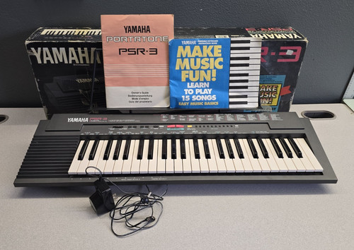 Vintage yamaha portatone - 90's,