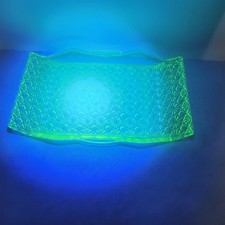 VASSOIO VINTAGE VASELINA VETRO MARGHERITA E BOTTONI 11X7 1/4" POLLICI