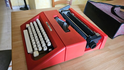Macchina scrivere olivetti - da,