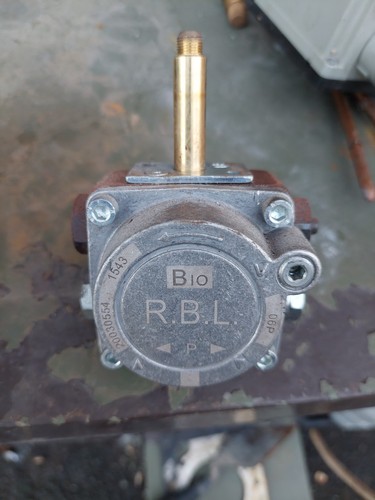 Pompa bruciatore olio - , riello