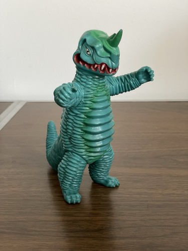 Bandai ultraman ultra - ultraman, kaiju
