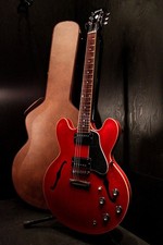 Chitarra elettrica semi vuota