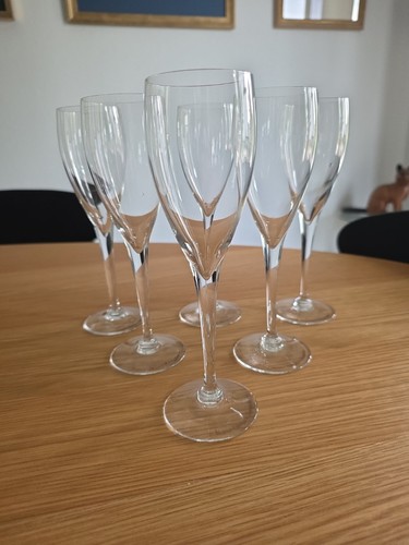 Veuve clicquot champagne - 6,