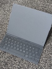 Notevole custodia in pelle