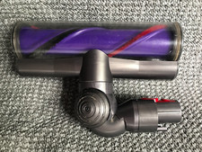 Dyson V10 testina pavimento
