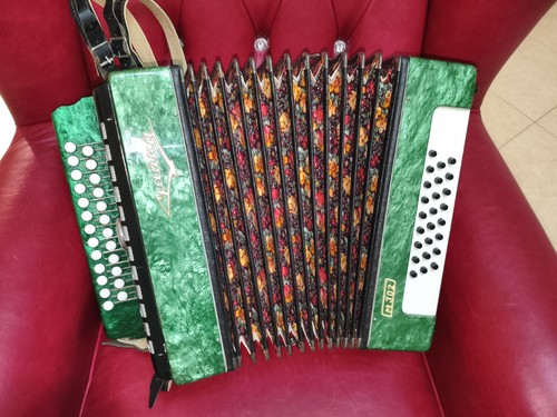 Fisarmonica russa garmon - fisarmonica,
