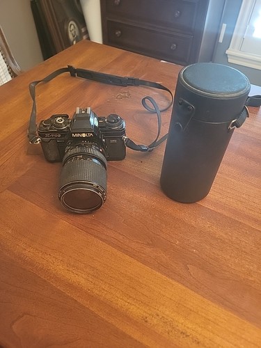 Minolta 700 slr film - x-700, camera