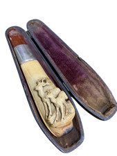 Antica pipa in schiuma di mare